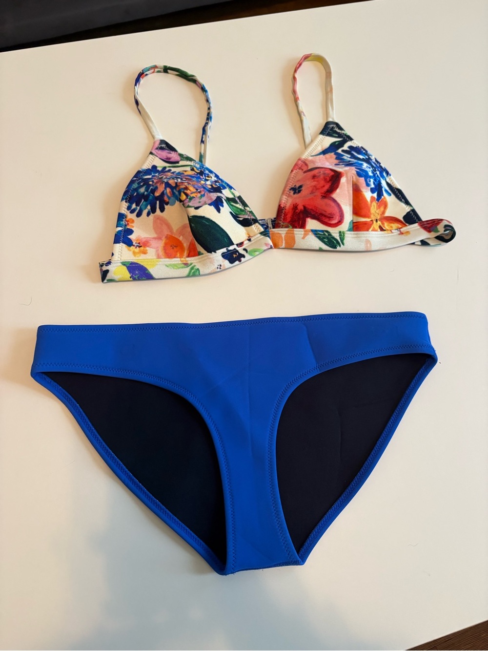 TRIANGL BIKINI